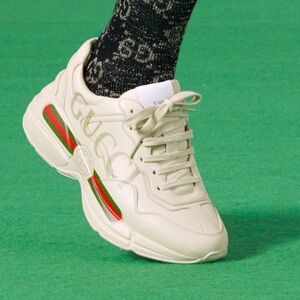 Gucci Off-White Sneakers with Red and Green Accents